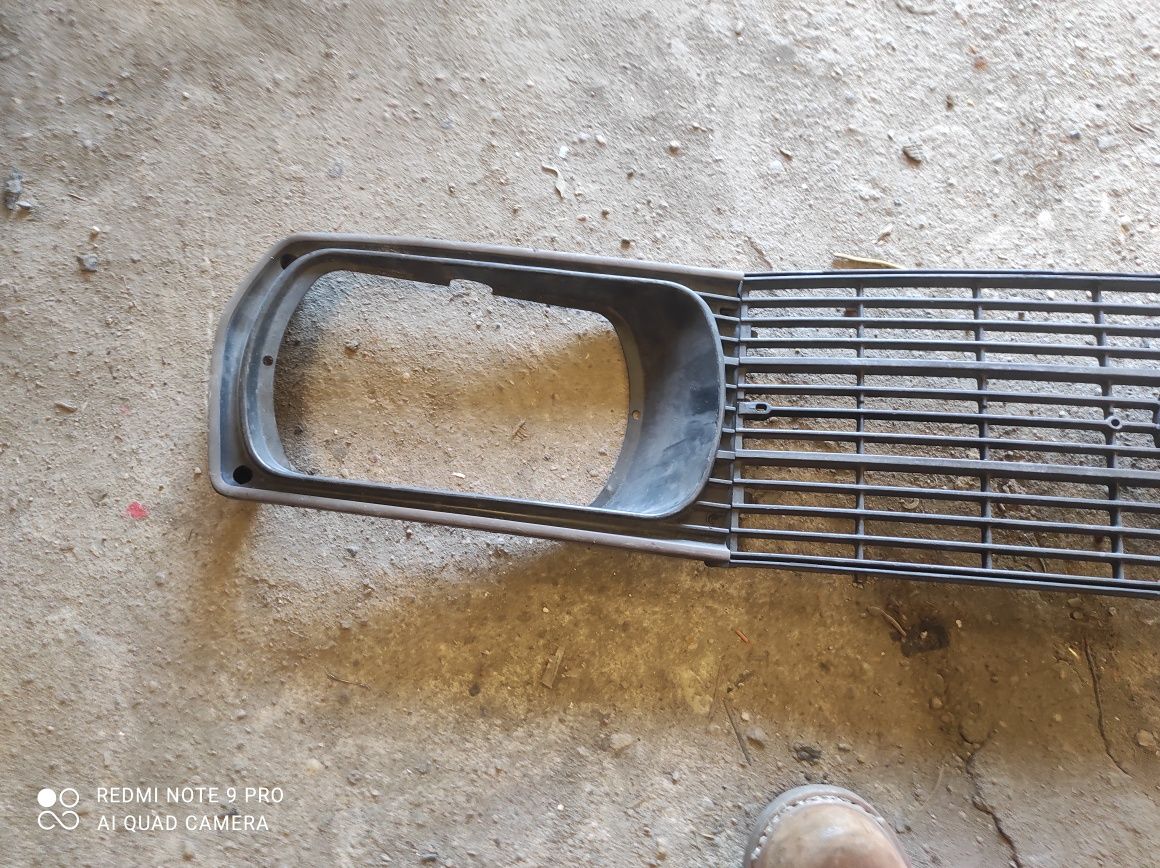 Skoda 105 120 atrapa kratka chłodnicy grill przód