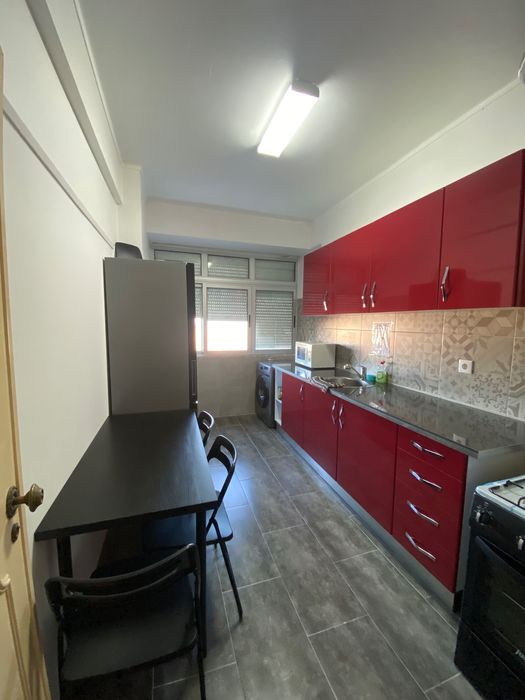 Quarto para casal com varanda em forte da casa