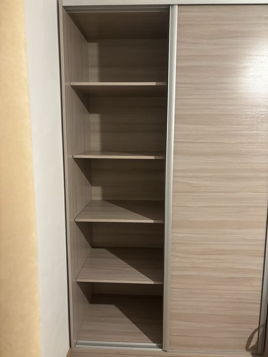 Szafa przesuwna 2-drzwiowa