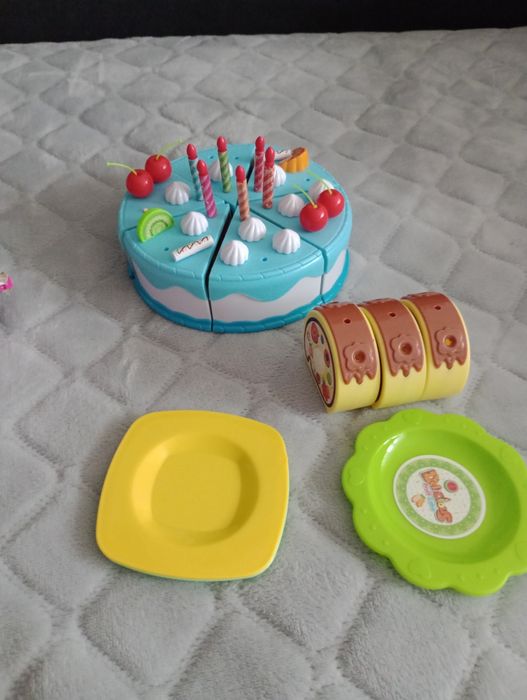 Tort urodzinowy do krojenia na rzepy zabawka