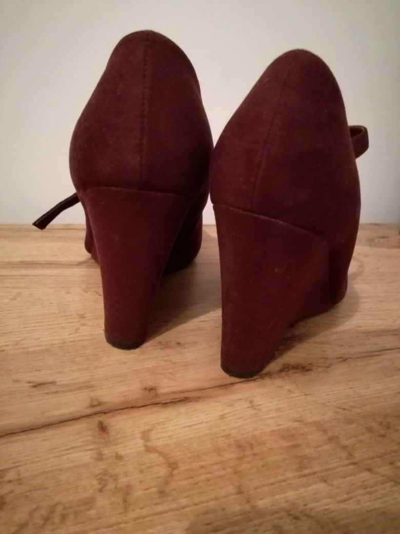 Buty damskiwe na koturnie obcas bordowe new look 38 idealne