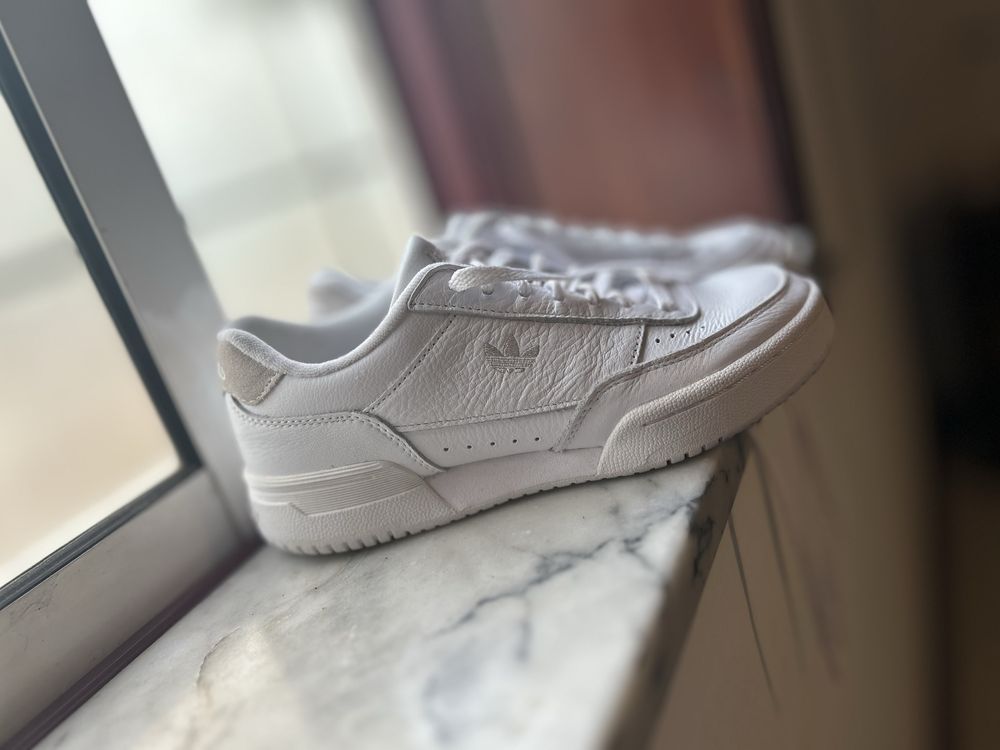 Sapatilhas adidas tamanho 38.5