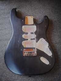 Corpo de Stratocaster Warmoth USA + Bridge Gotoh