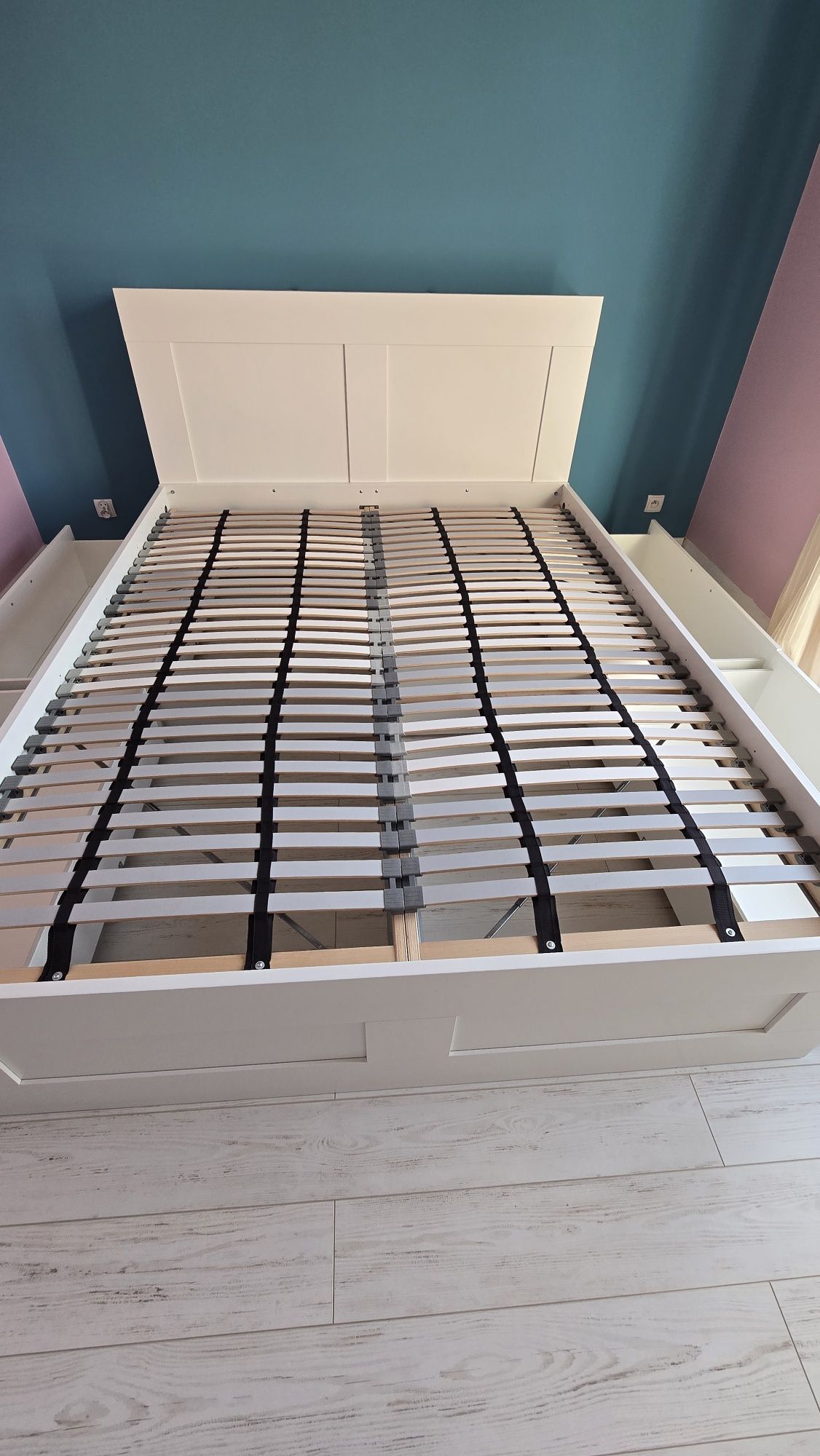 Rama łóżka  sypialniane 160×200 BRIMNES Ikea. Możliwy transport.