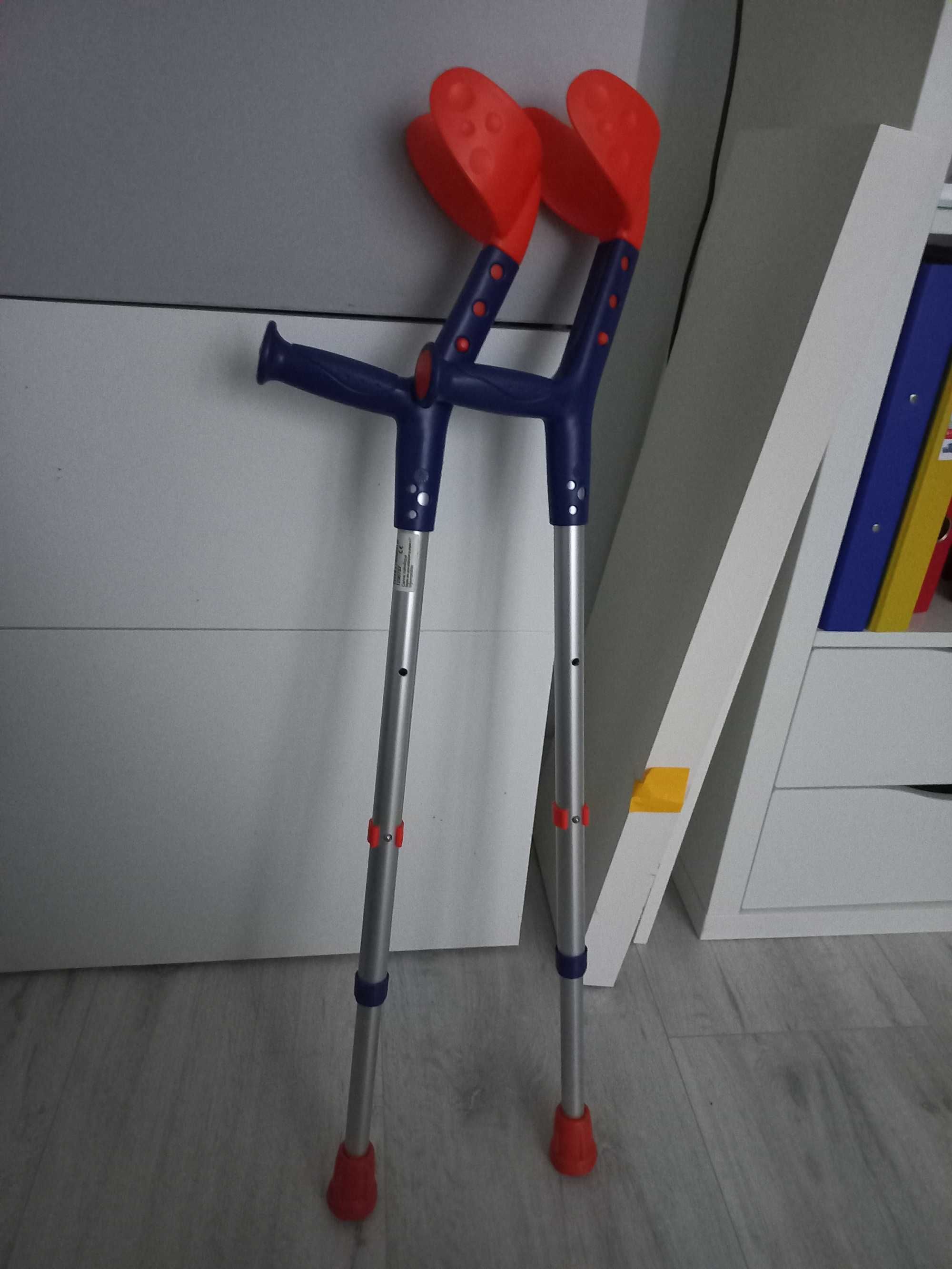 Kule kula rehabilitacyjne ortopedyczne łokciowe inwalidzkie dziecięca