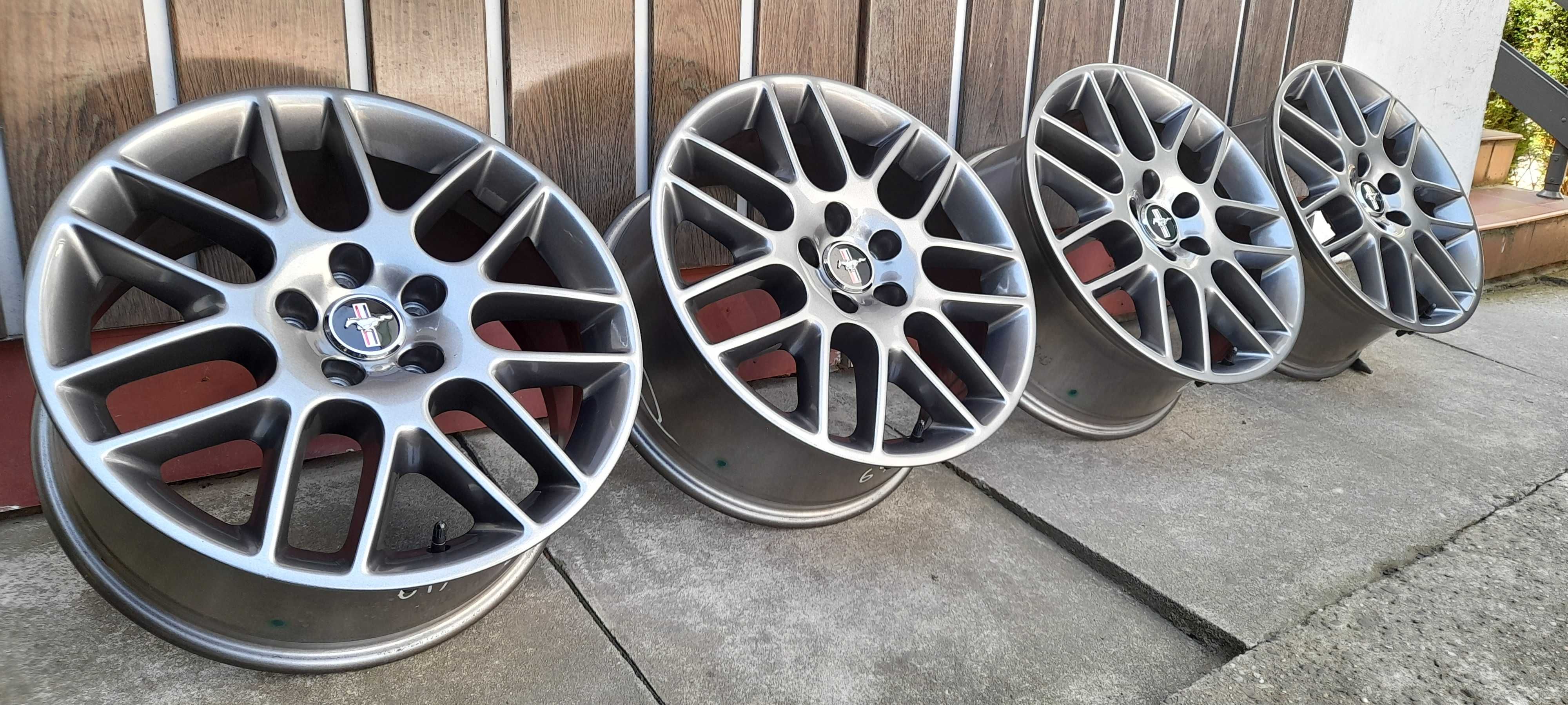 Felgi aluminiowe Ford Mustang  18"  OE + czujniki