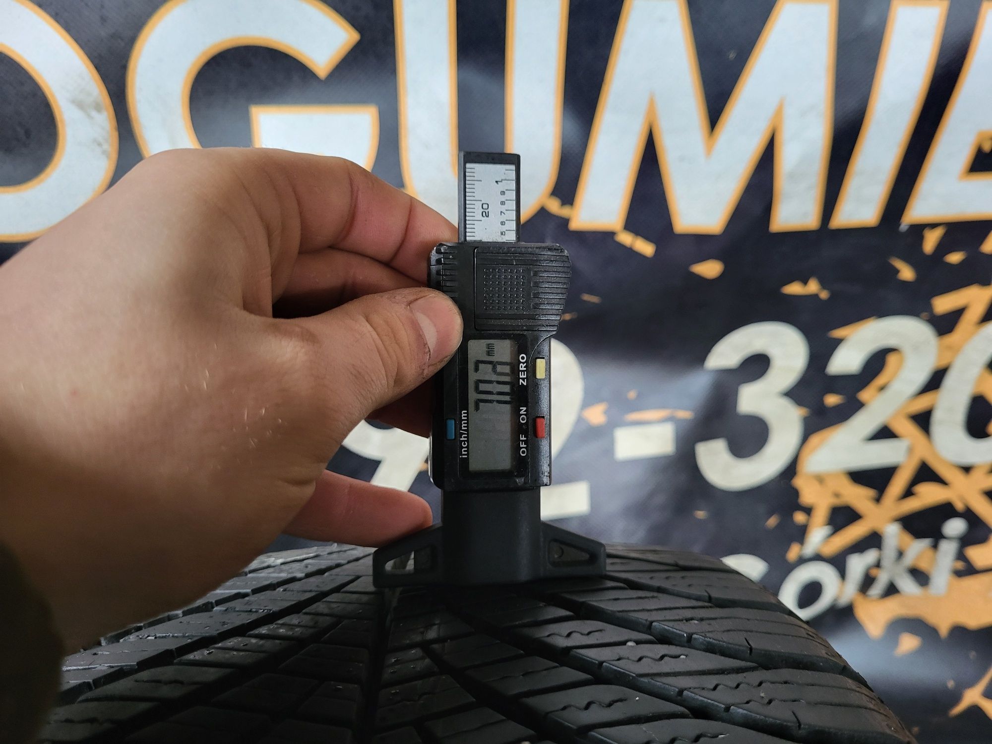 Opony wielosezonowe 225/40/18 Goodyear 20rok 7mm