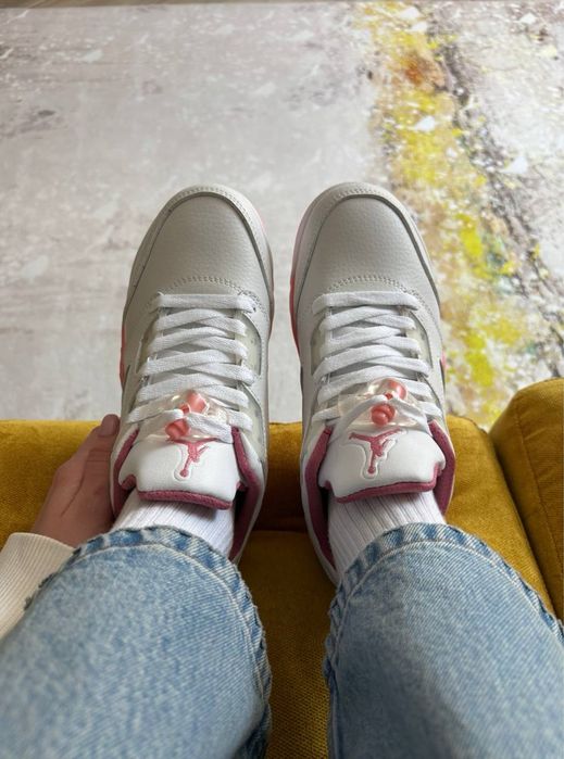 Jordan 5 Retro Low Desert Berry