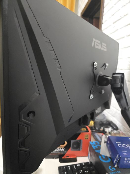 Монітор ASUS VG279QM1A майже новий