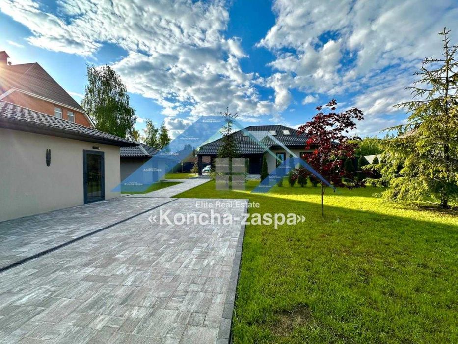 Конча Заспа. Новый дом рядом с рекой в Козине