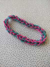 Bransoletka z gumek na lato, loom bands, niebiesko-różowa