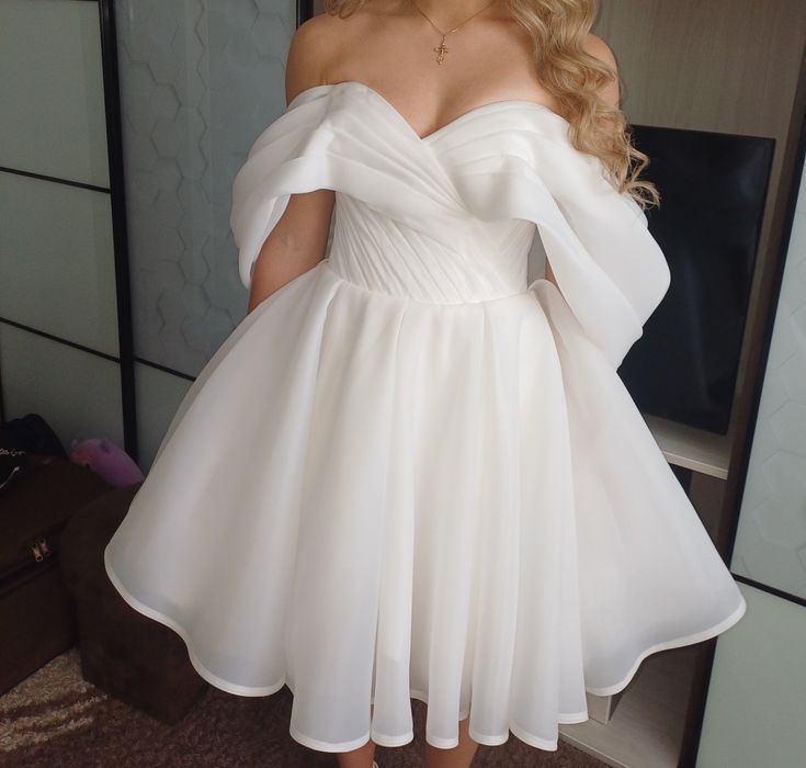 Сукня випускна,весільна!