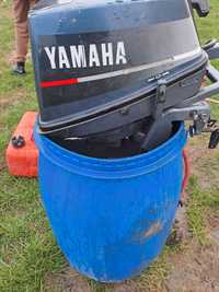Yamaha 8km silnik zaburtowy