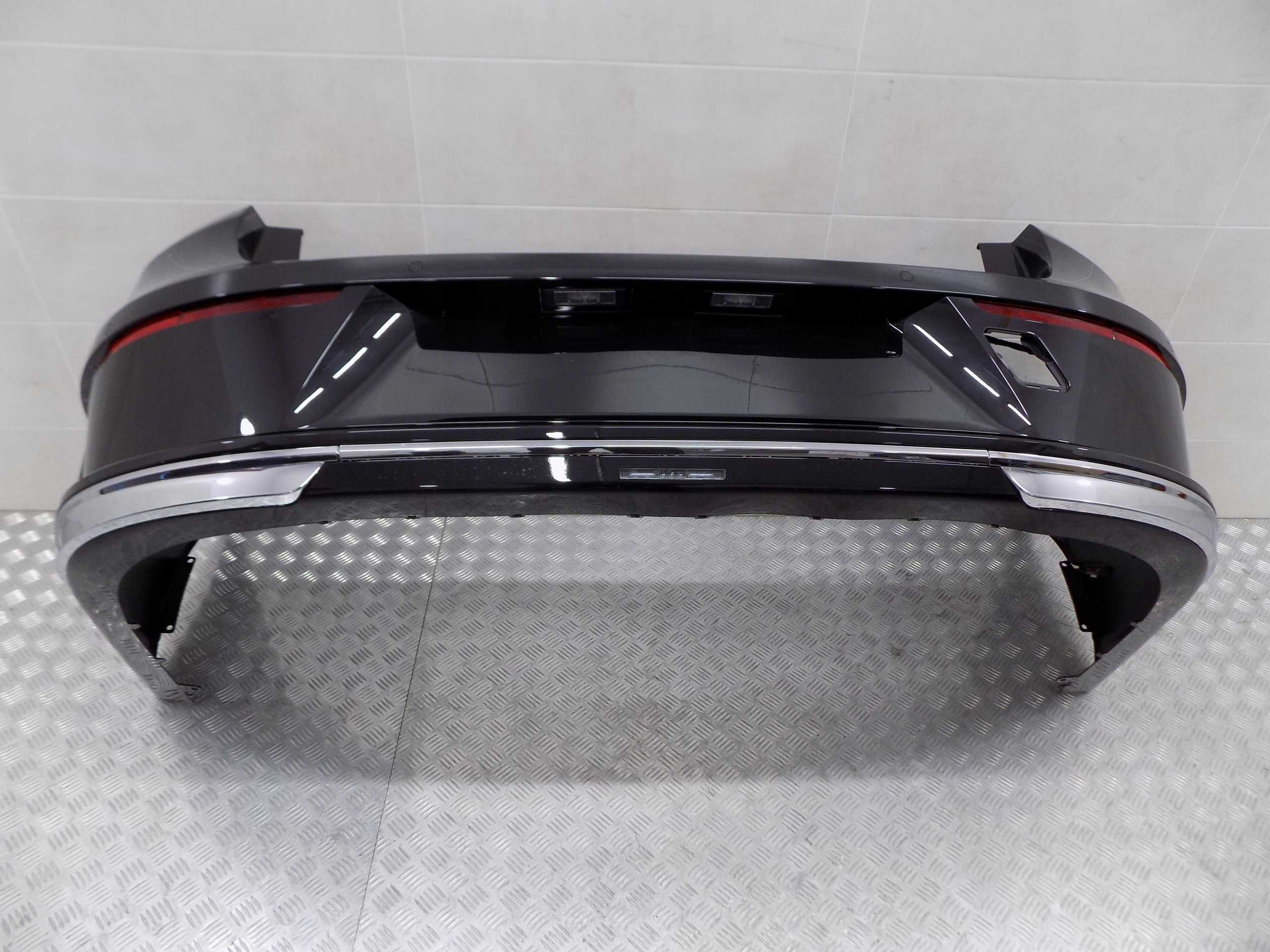 BMW I7 G70 Бампер задний