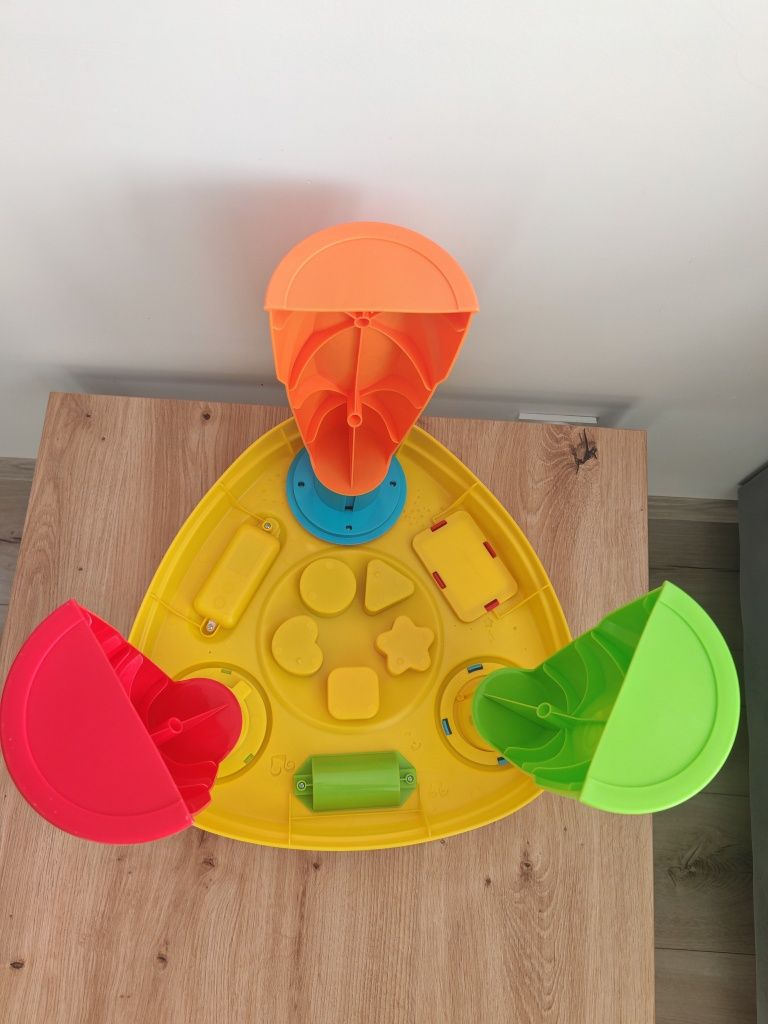 Stolik edukacyjny TOBI TOYS