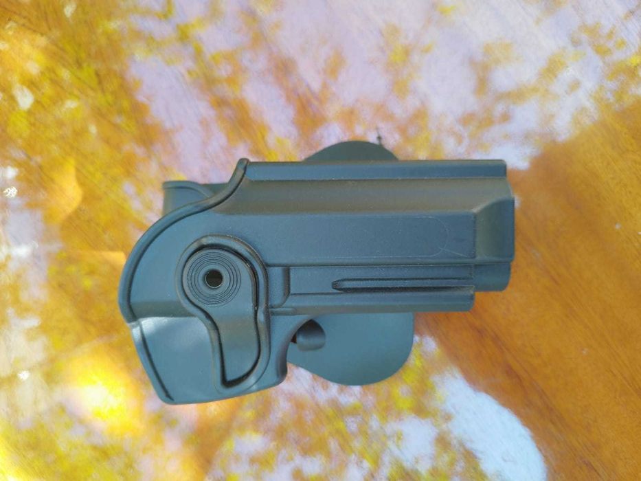 Продам кобуру до пістолета Беретта M9