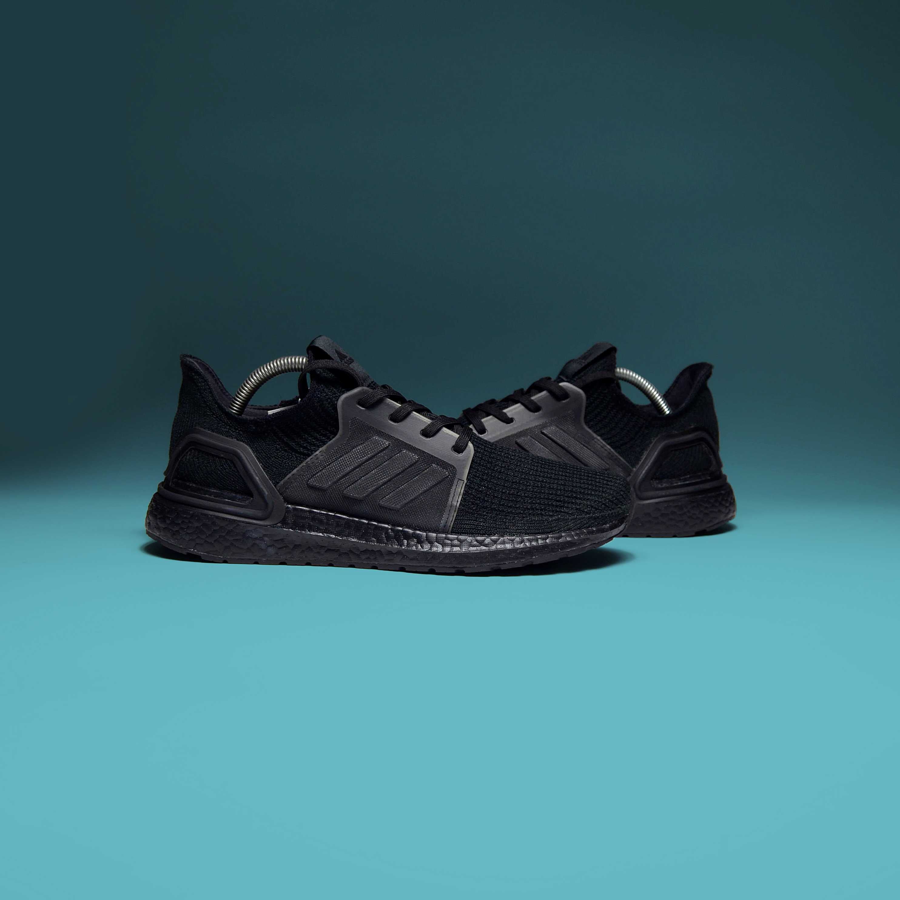 Кросівки Adidas Ultraboost 19. Оригінал. Розмір 42 - 26.5см