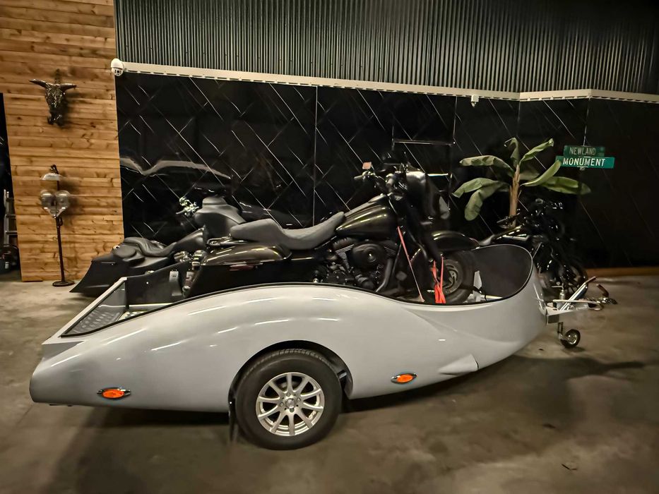 Причіп/причеп для мотоцикла CHARIOT LORGANO-Pragmatec 750-1500 кг