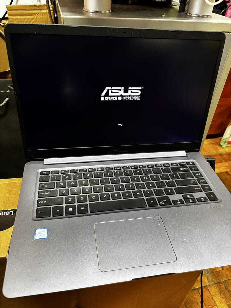 Потужний ноутбук Asus VivoBook F510U 15,6" FHD IPS i5-8250u/16/128+500
