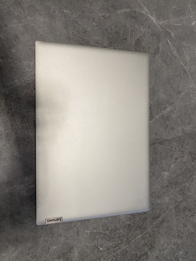 Laptop IdeaPad 3 17ADA05