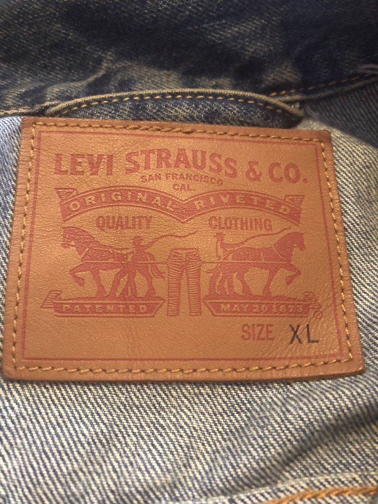 Casaco de Ganga Levi’s (Muito pouco uso)