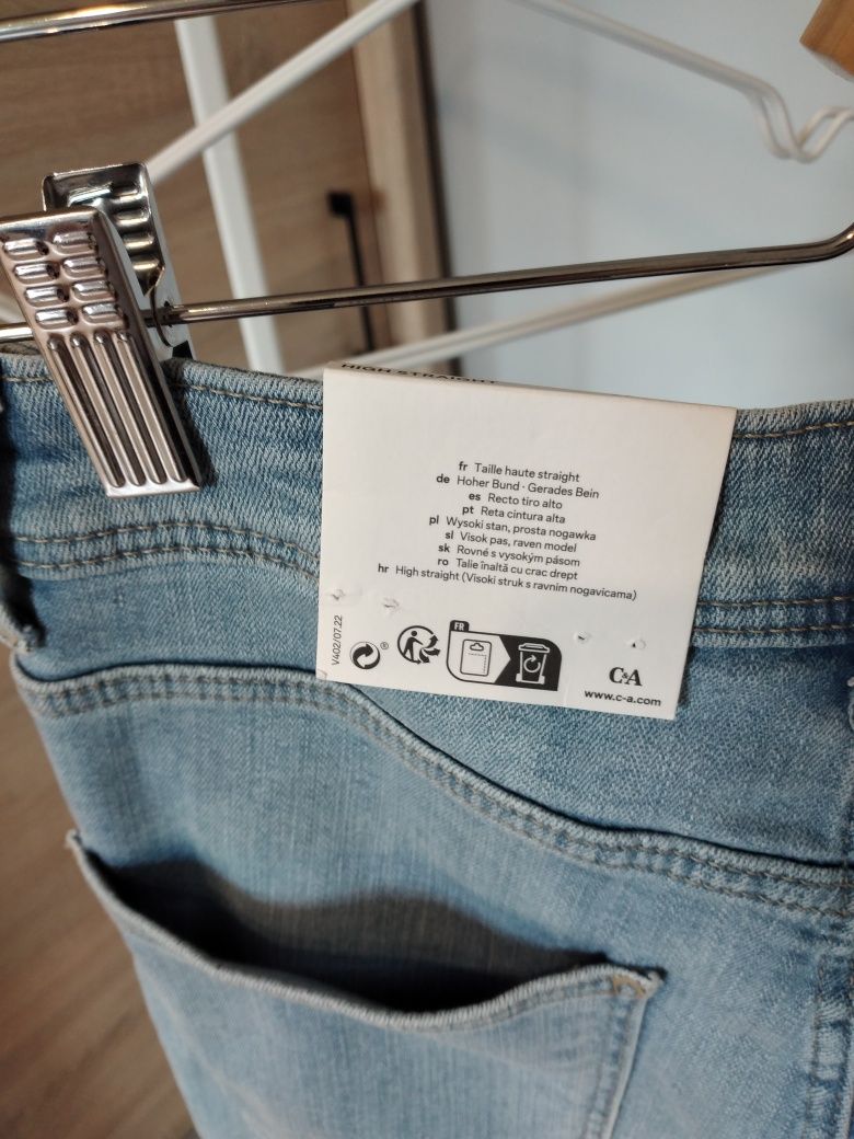 Dzisnsy jeansy nowe C&A