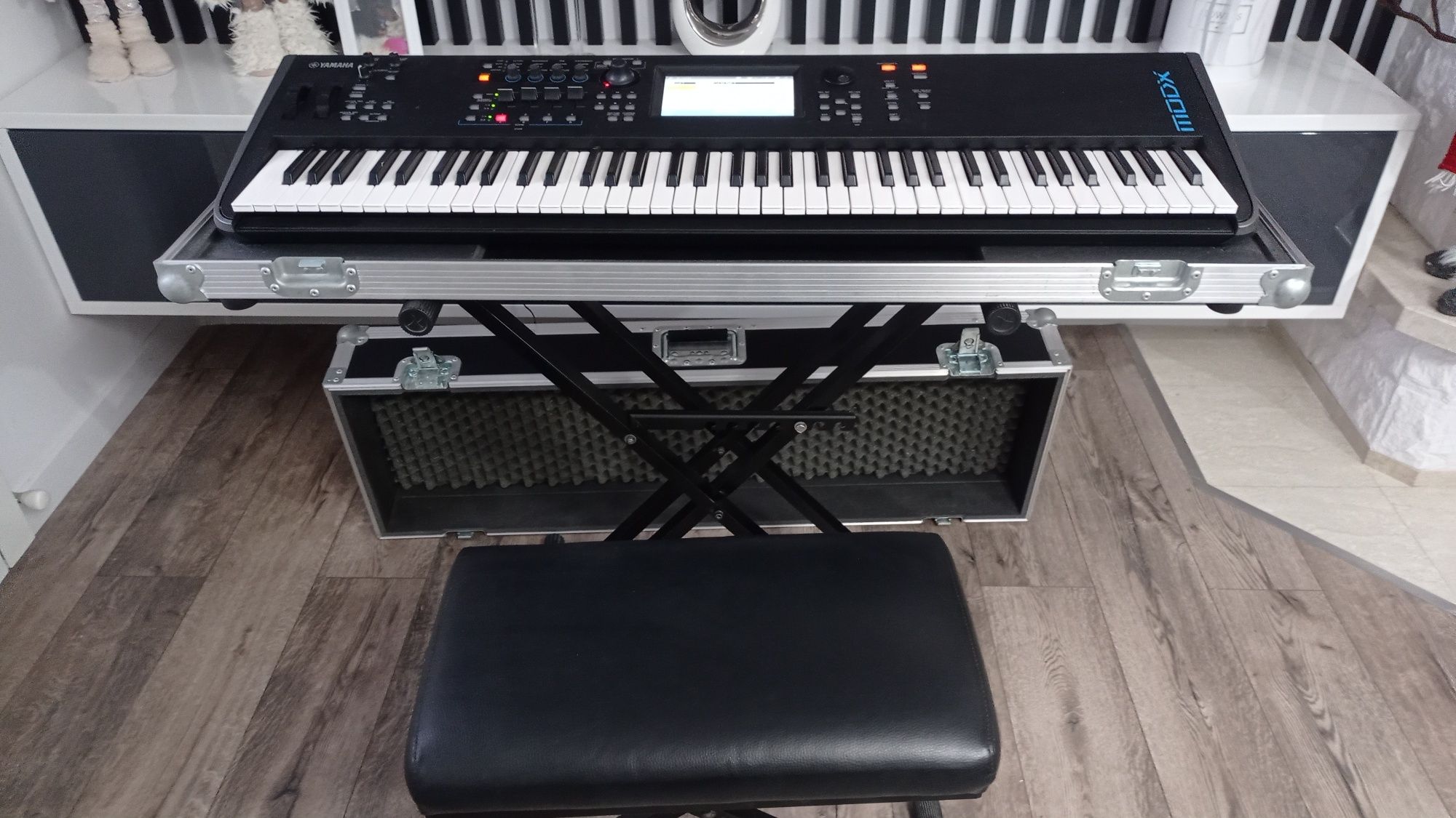 Yamaha Modox 7 + case, statyw, krzesło.