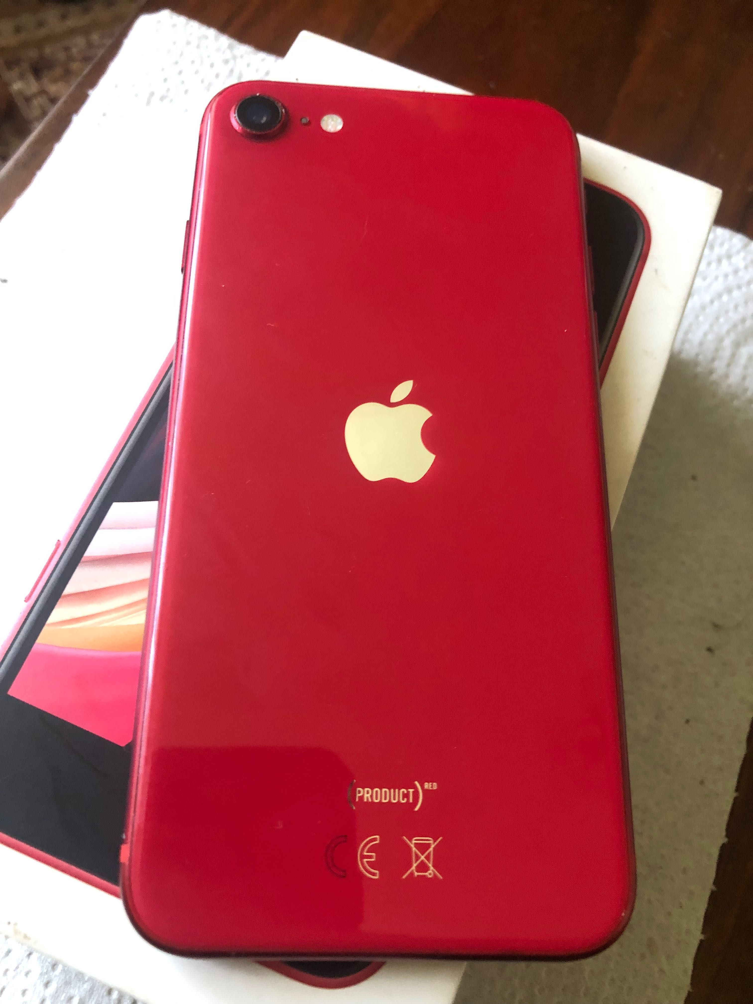 Na części zablokowany iPhone SE 2020 A2296 super wyglad wersja RED