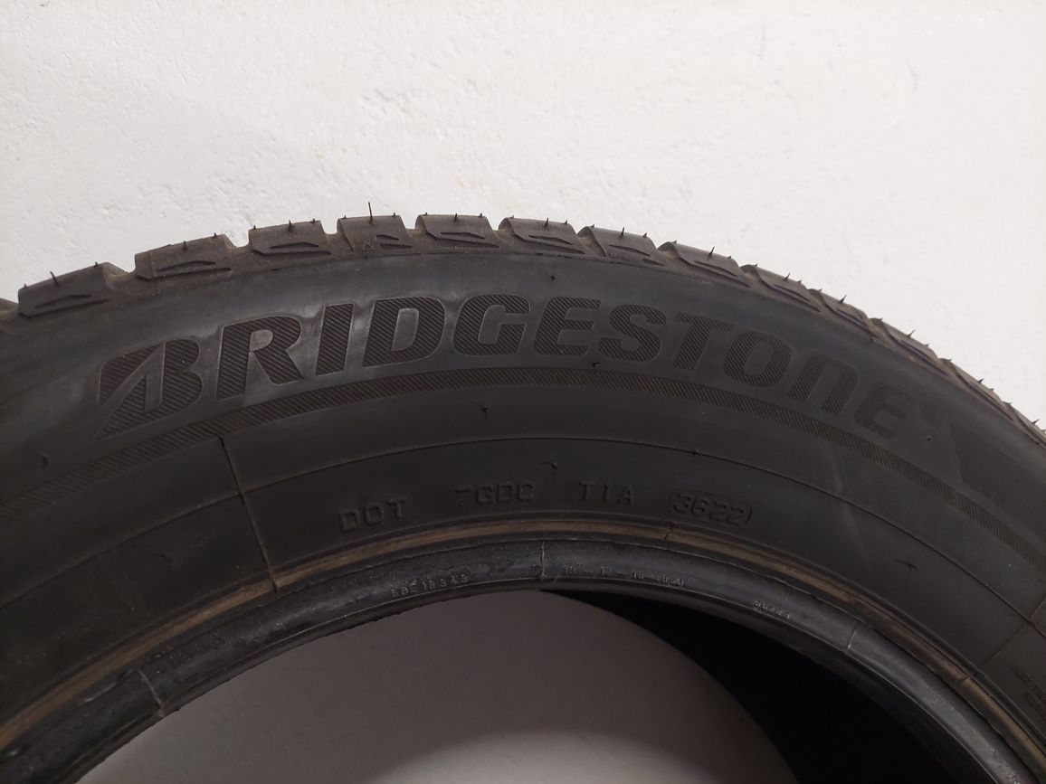 Opona zimowa Bridgestone blizzak 235/60R18 jak nowa