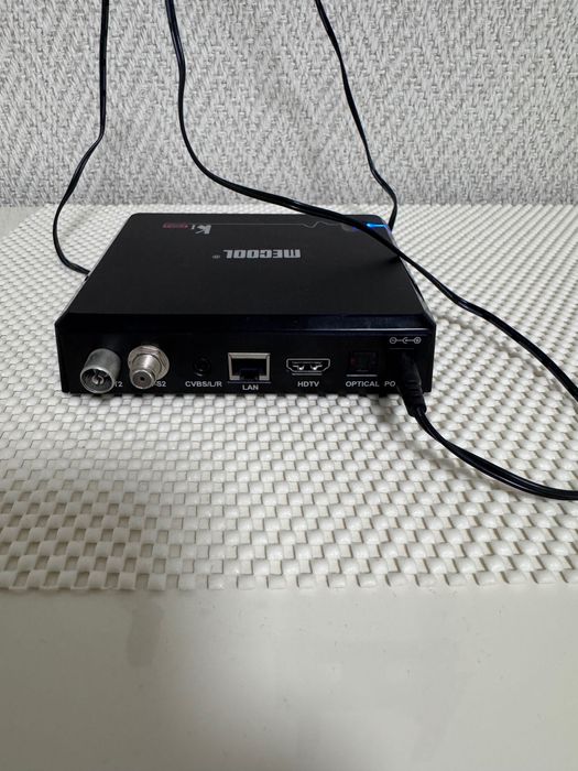 Смарт ТВ-приставка Mecool KI Pro Android