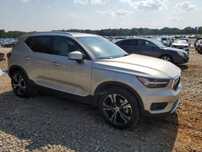 Volvo XC 40 2019 VOLVO XC40 T5 INSCRIPTION 2.0 Benzyna / Automat / 4x4
