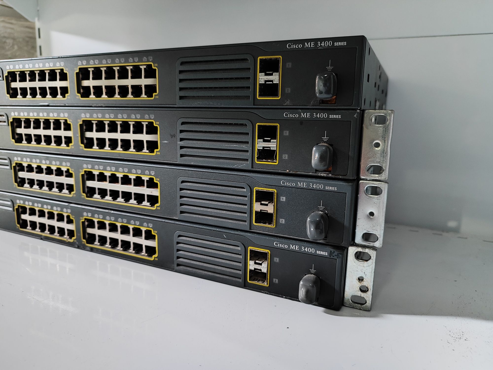 Комутатор Cisco ME 3400-24TS-A