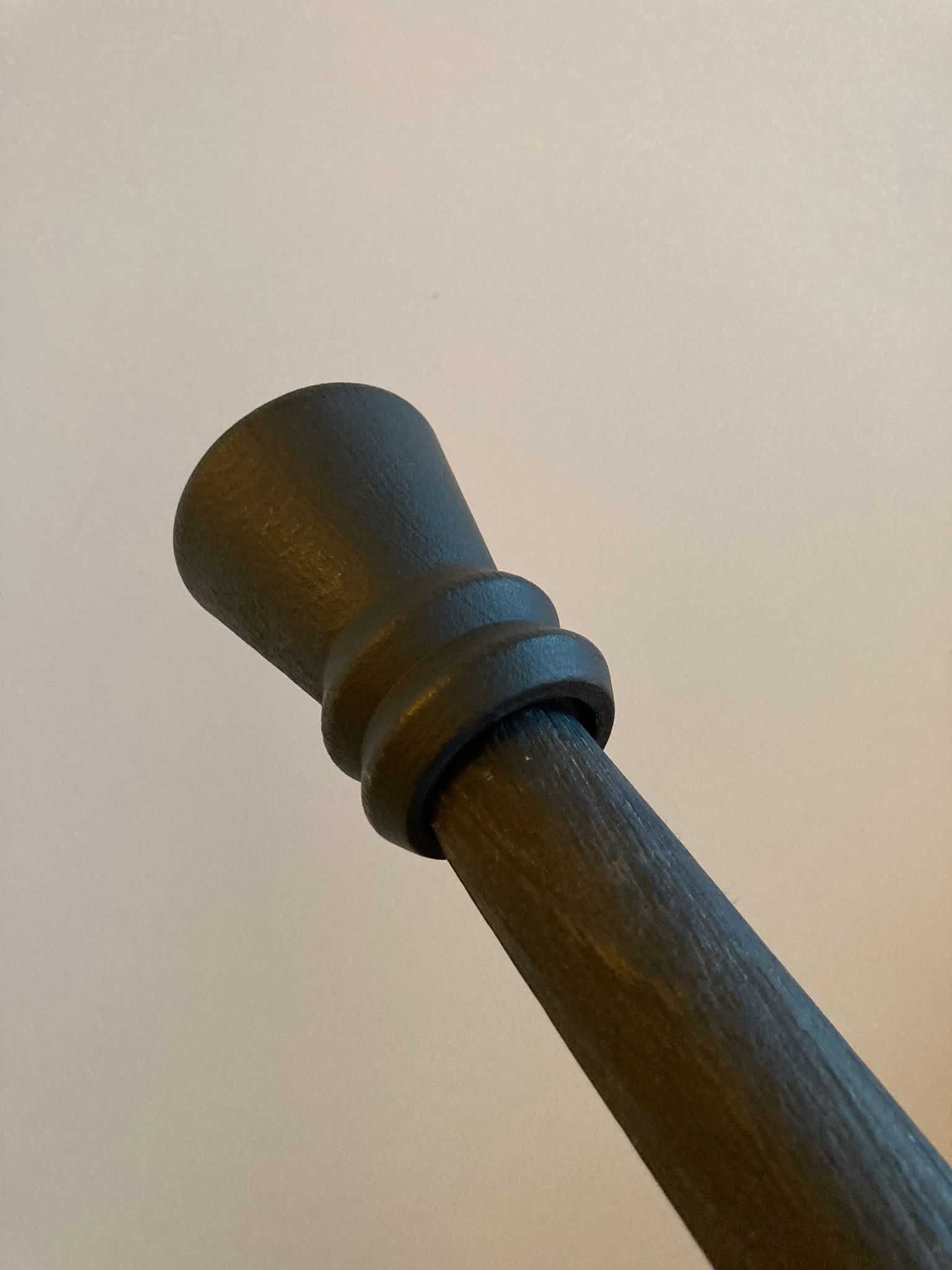 Barão de cortinado de madeira cora preta - 2mts