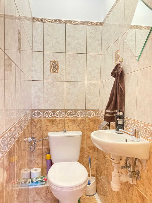 Kopińska 3pok 70,41m, II piętro, kamienica, zadbane