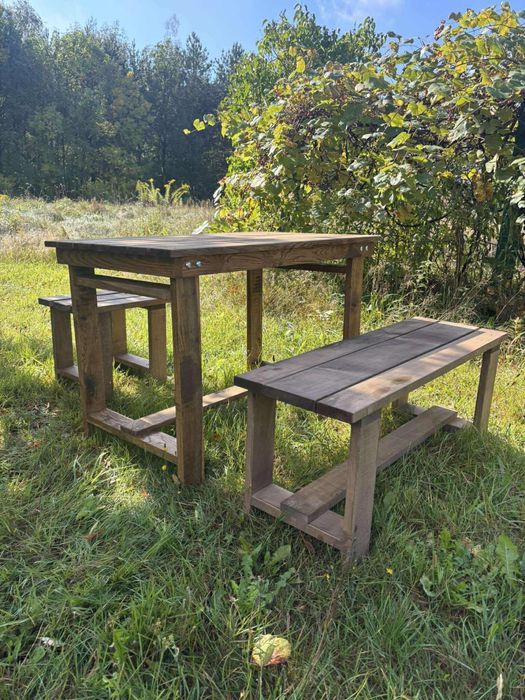 Stół ogrodowy z dęba