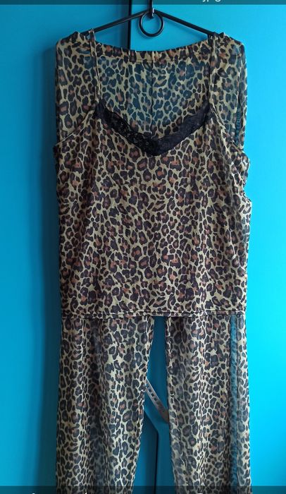 Продам женские  пижамы.