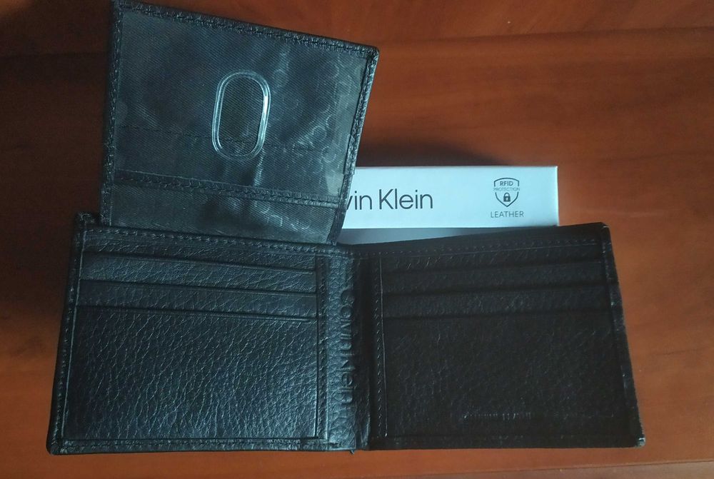 Skórzany carholder portfel Calvin Klein