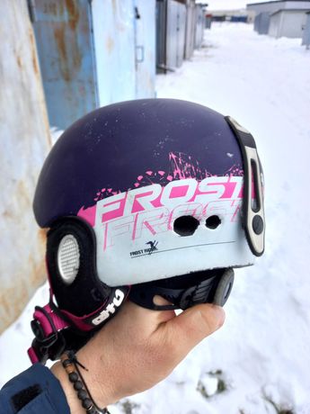 Kask narciarski dziecięcy Frost