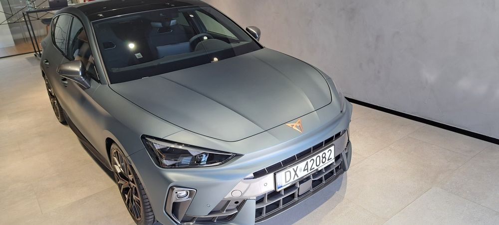 Cupra Leon VZ 300KM