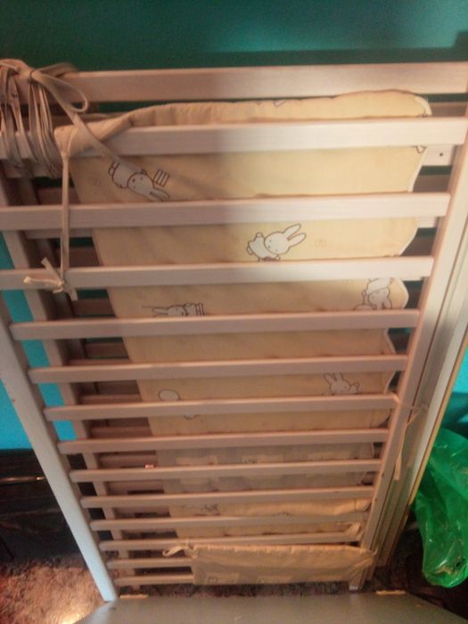 Berço Bebê com colchão