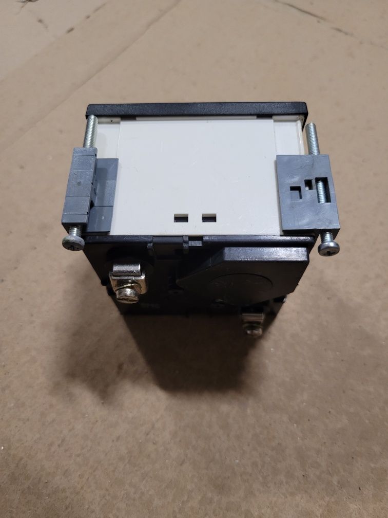 Woltmierz Lumel Miernik elektromagnetyczny Lumel EA17
