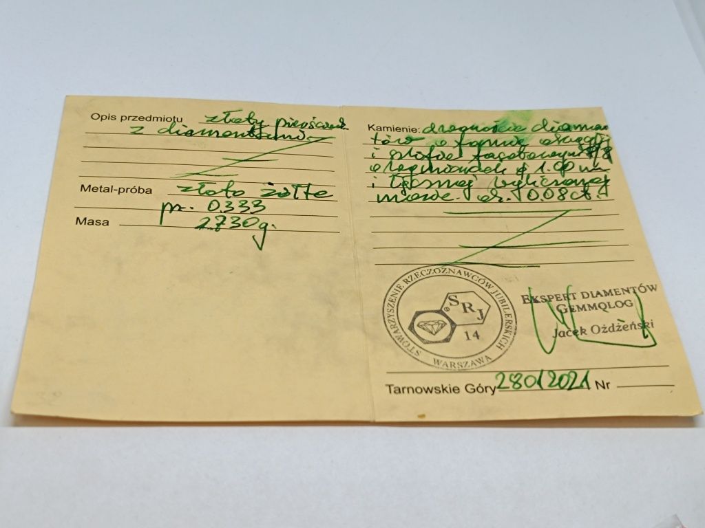 Złoty pierścionek z diamencikami roz.13, złoto próby 333