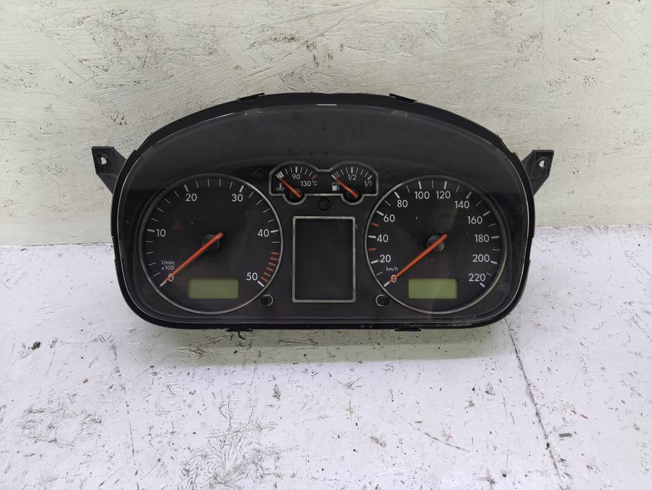 щиток приборов приборная панель volkswagen transporter T4 2.5 VW