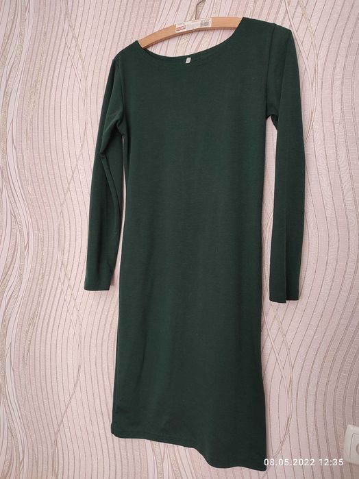 Платье б/у 42-44