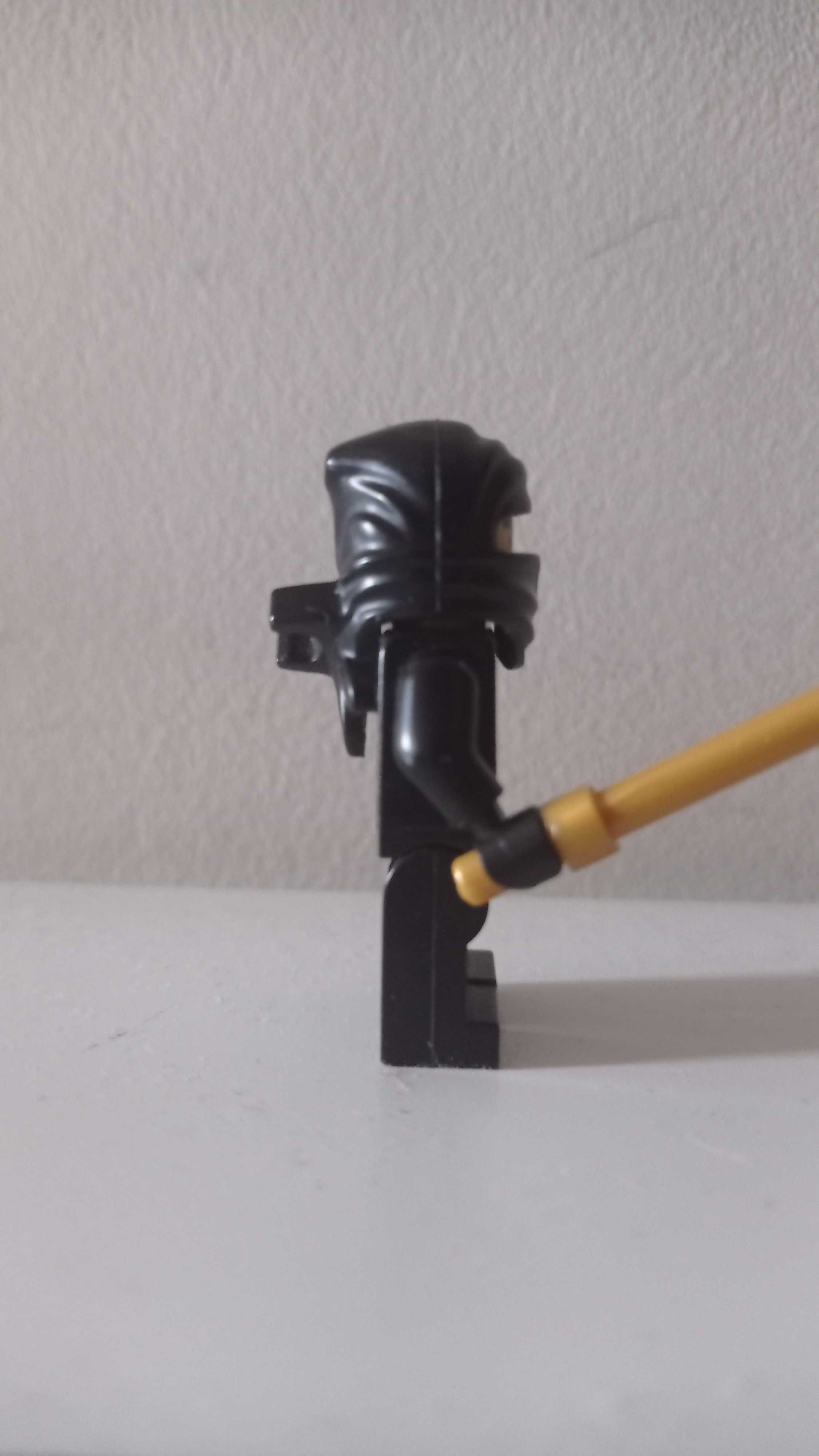 Lego Ninjago Minifigurka Cole 2112 Spinner