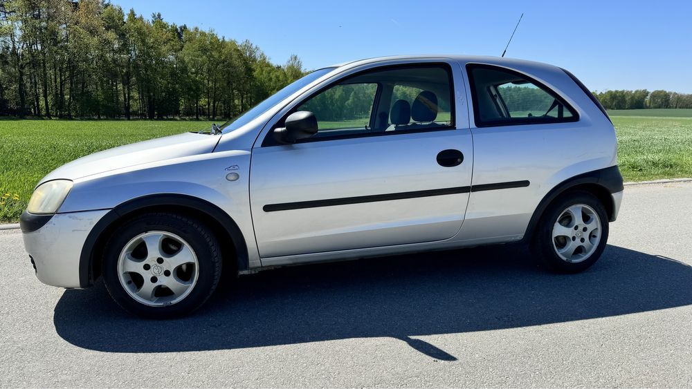Opel corsa C 1.0
