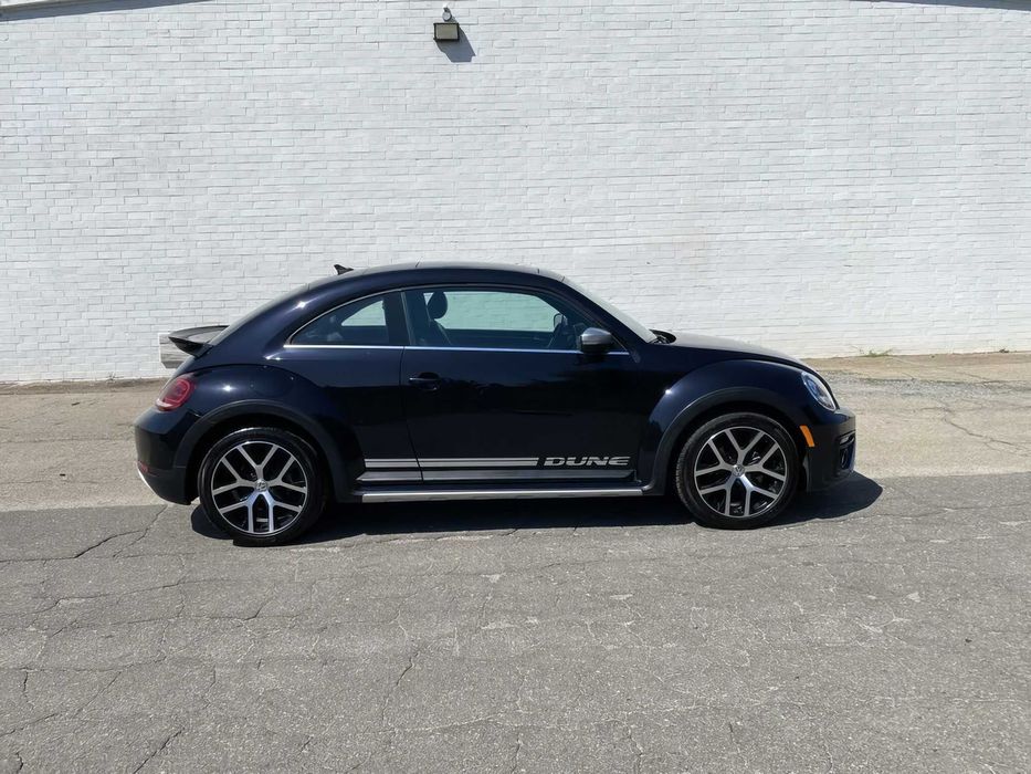Volkswagen Beetle      2018