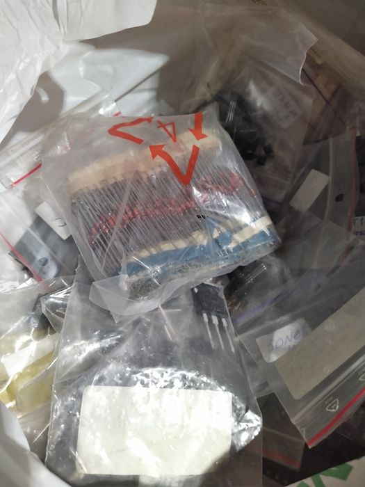 Радиодетали по свобной цене(диоды, транзисторы, симисторы..