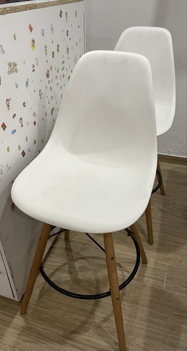 2 bancos alto para bancada