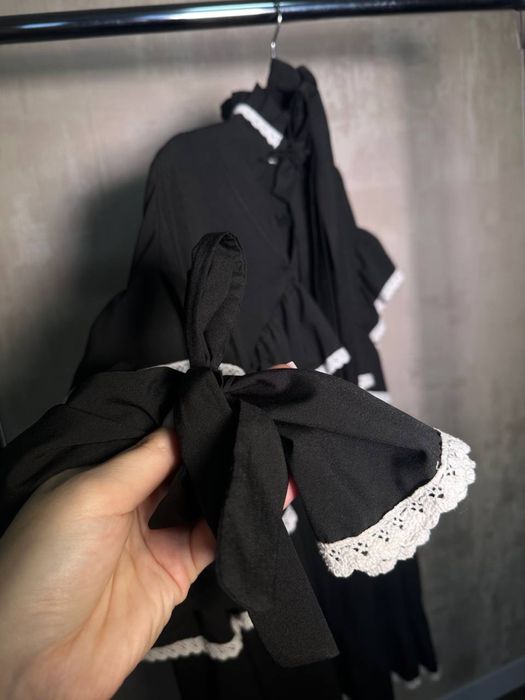 Чорна сукня з Інсти